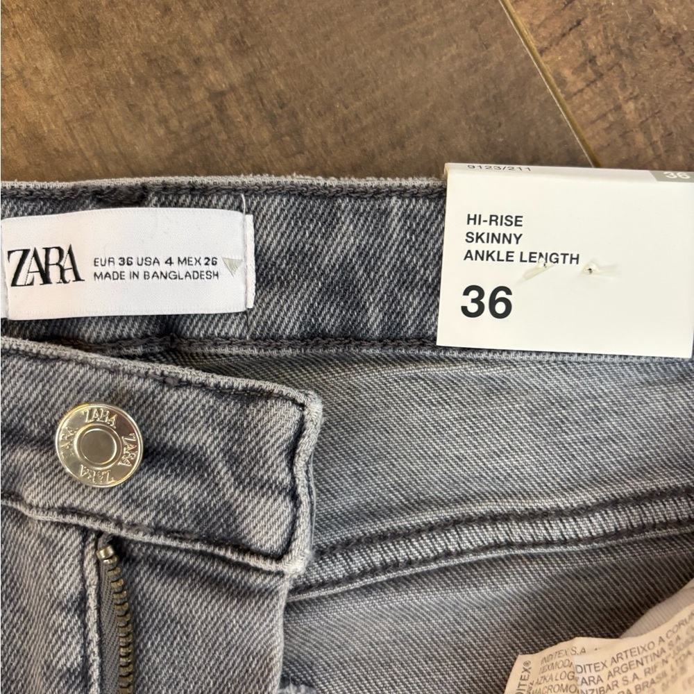 Zara jeans - NWT - Picture 1 of 3